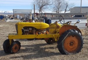 tractor1.jpg