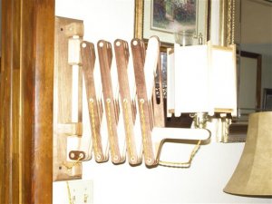 larrys lamp 002.JPG