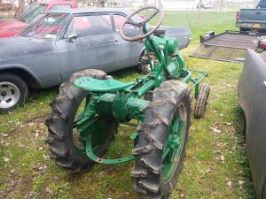 Shaw duall tractor r8