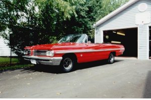 62pontiac104.JPG