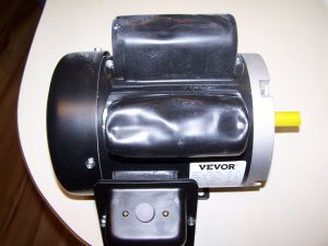 100_3870-m.JPG