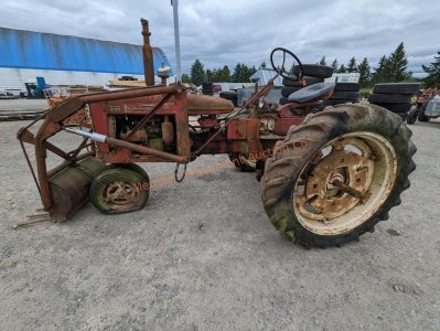 farmall 230-3.jpg