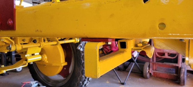 V tractor 2.jpg