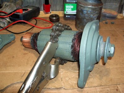 48 Using Chain Vise Grips To Hold Armature.jpg
