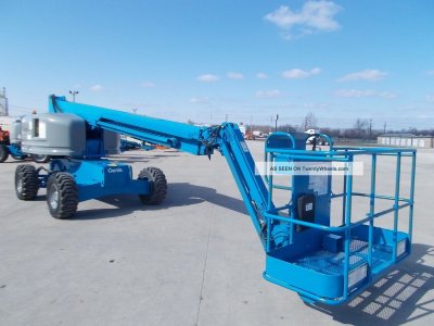 genie_s45_aerial_manlift_boom_lift_man_boomlift_painted_45_foot_lift_height_1_lgw.jpg