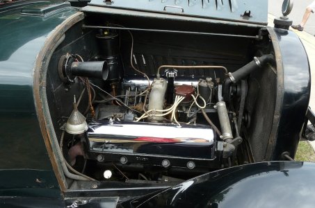 Chevrolet_Series_D_V-8.JPG